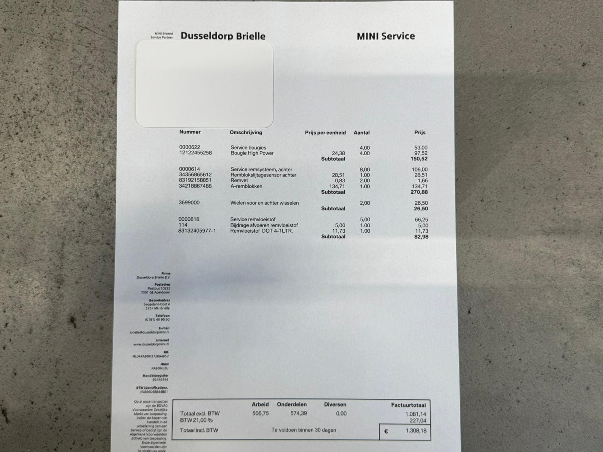 44880210-48.jpg