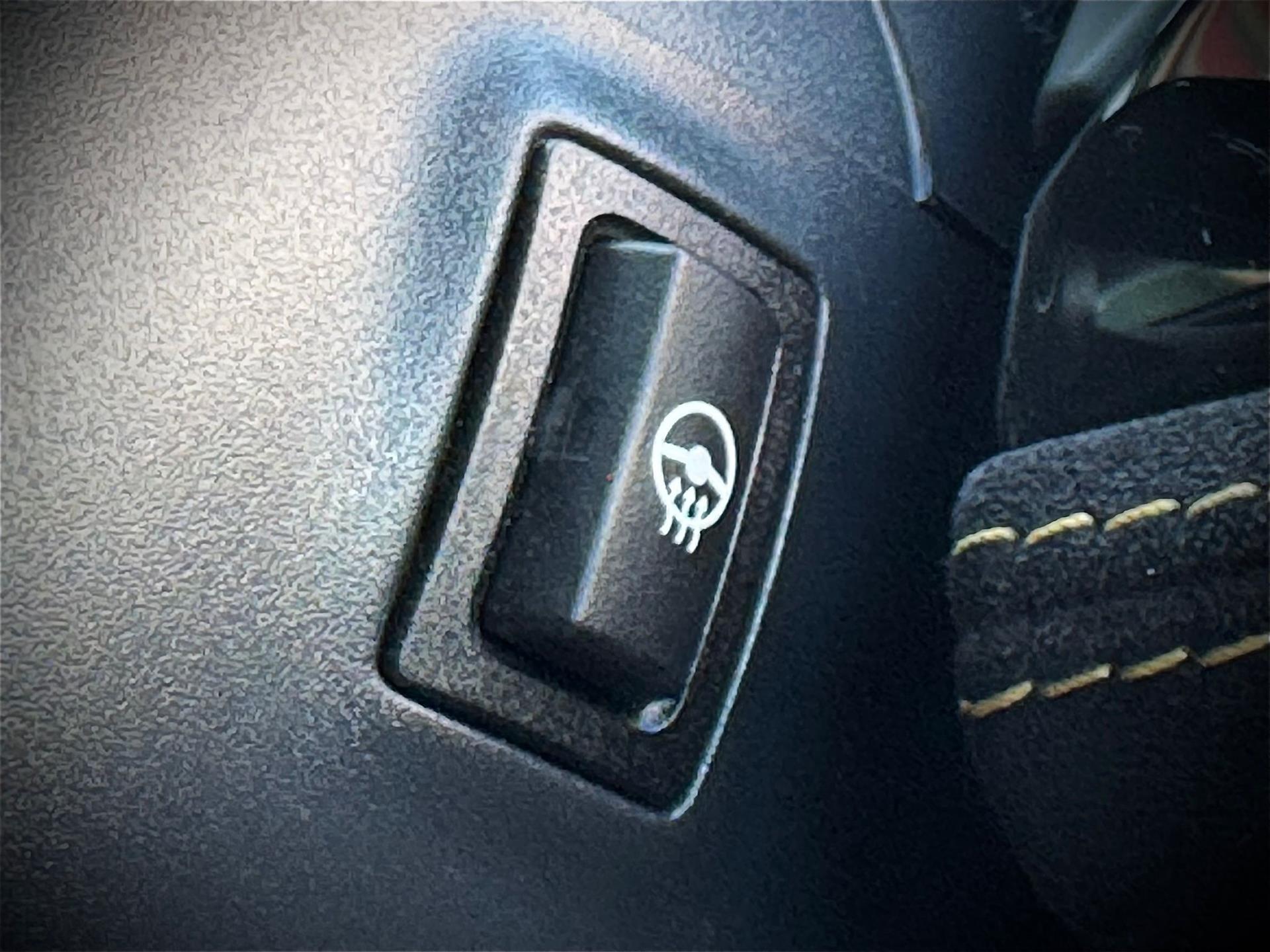 45823123-26.jpg