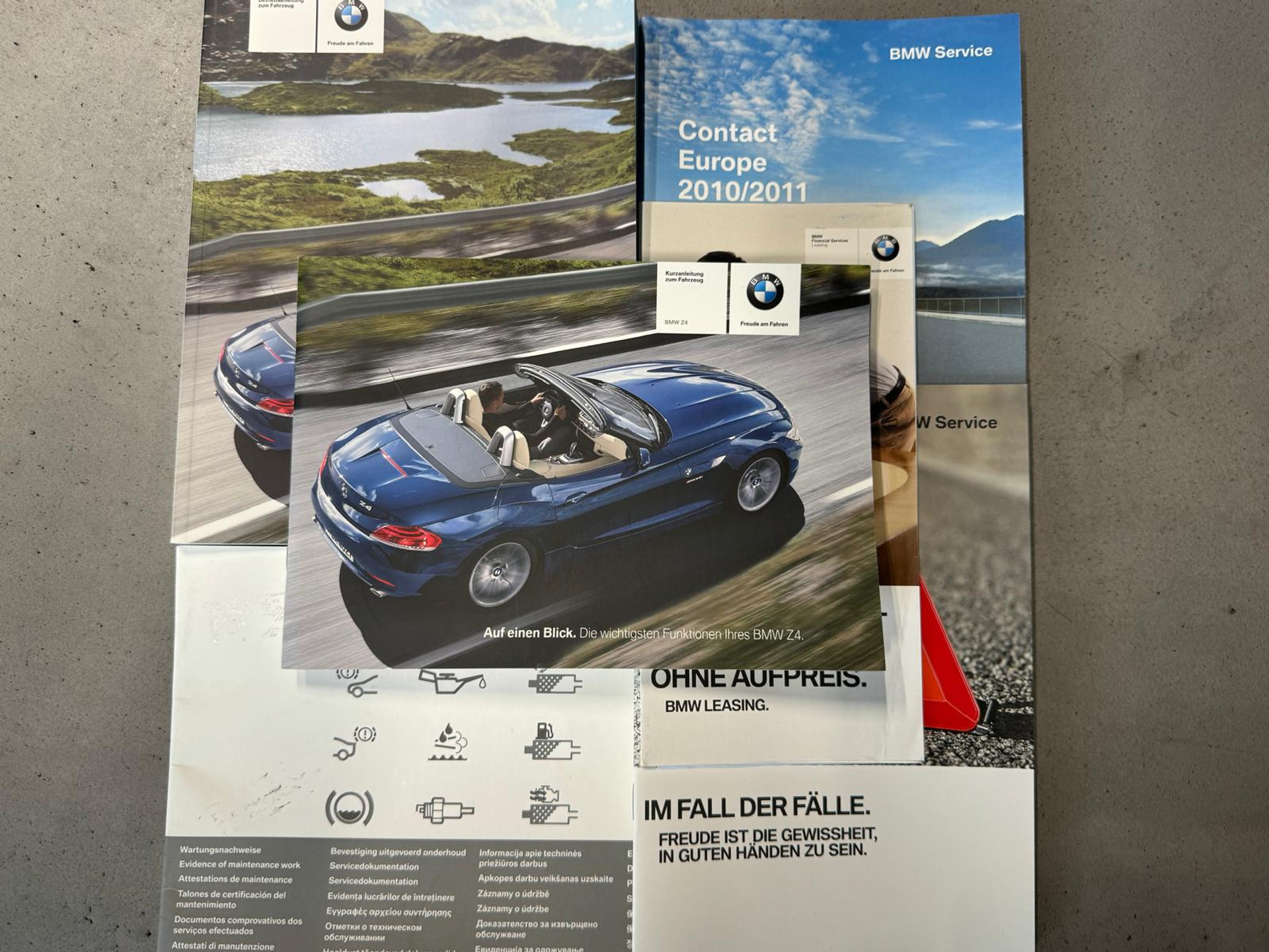 45823123-46.jpg