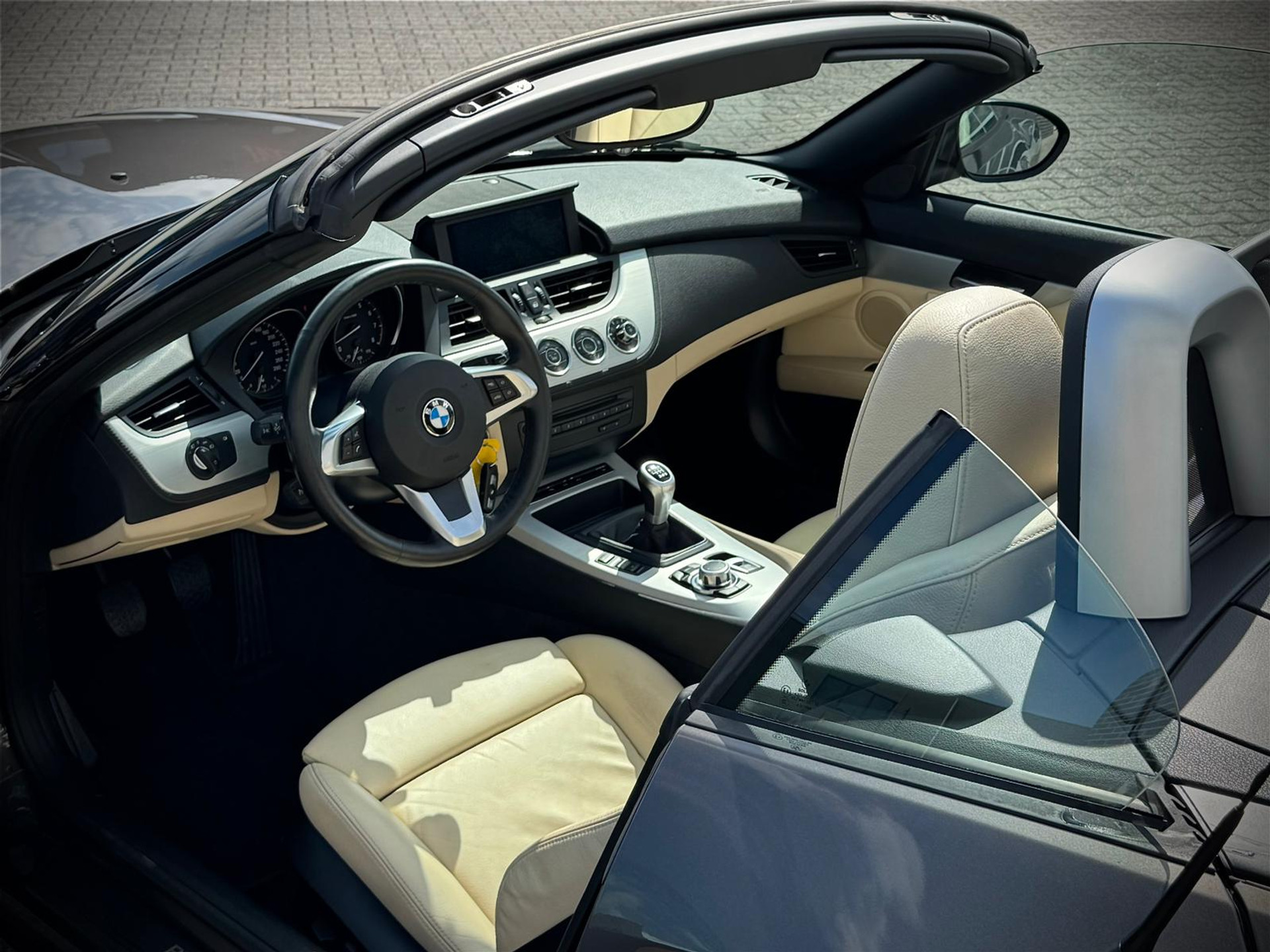 45872748-26.jpg