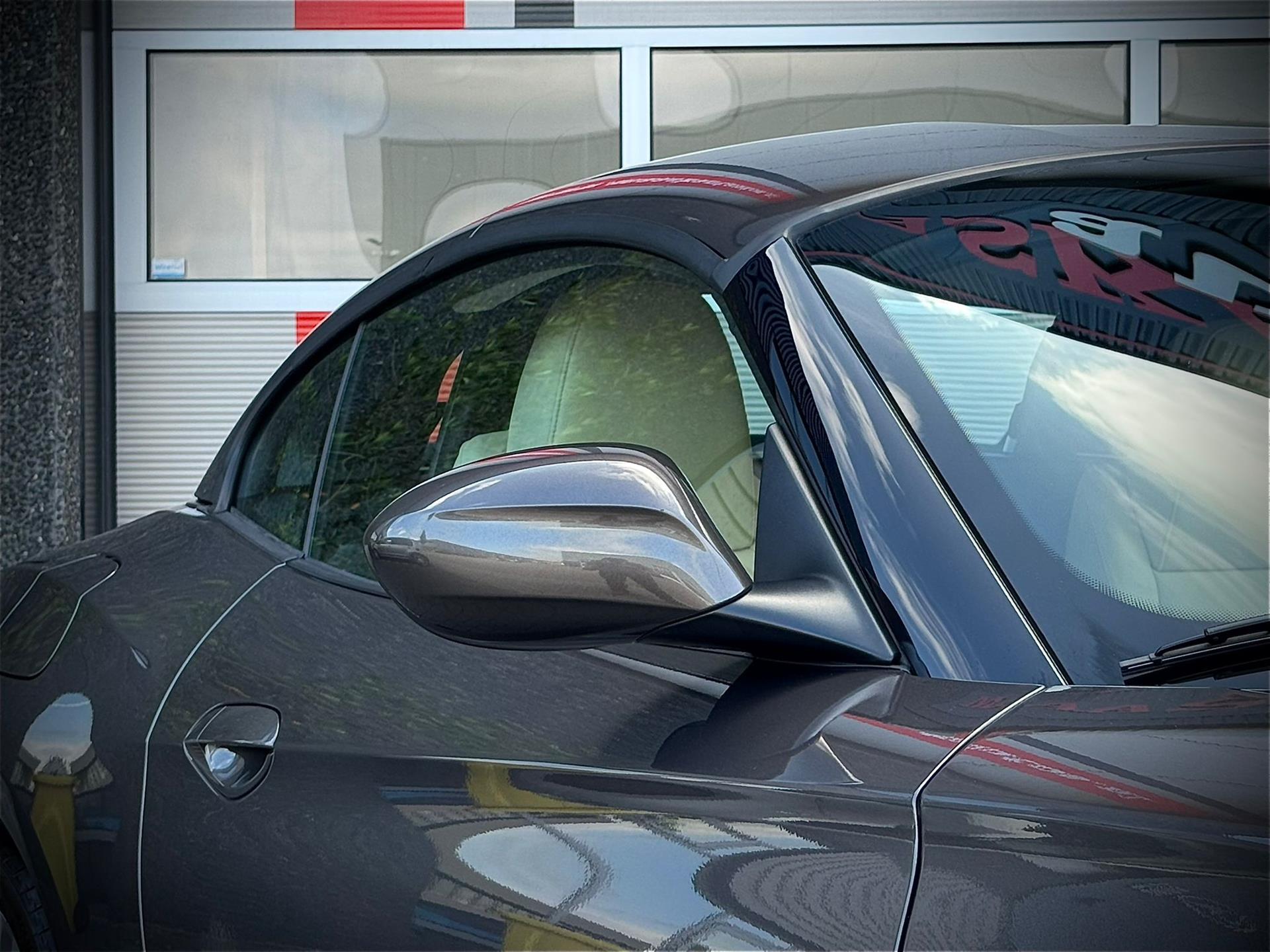 45872748-8.jpg