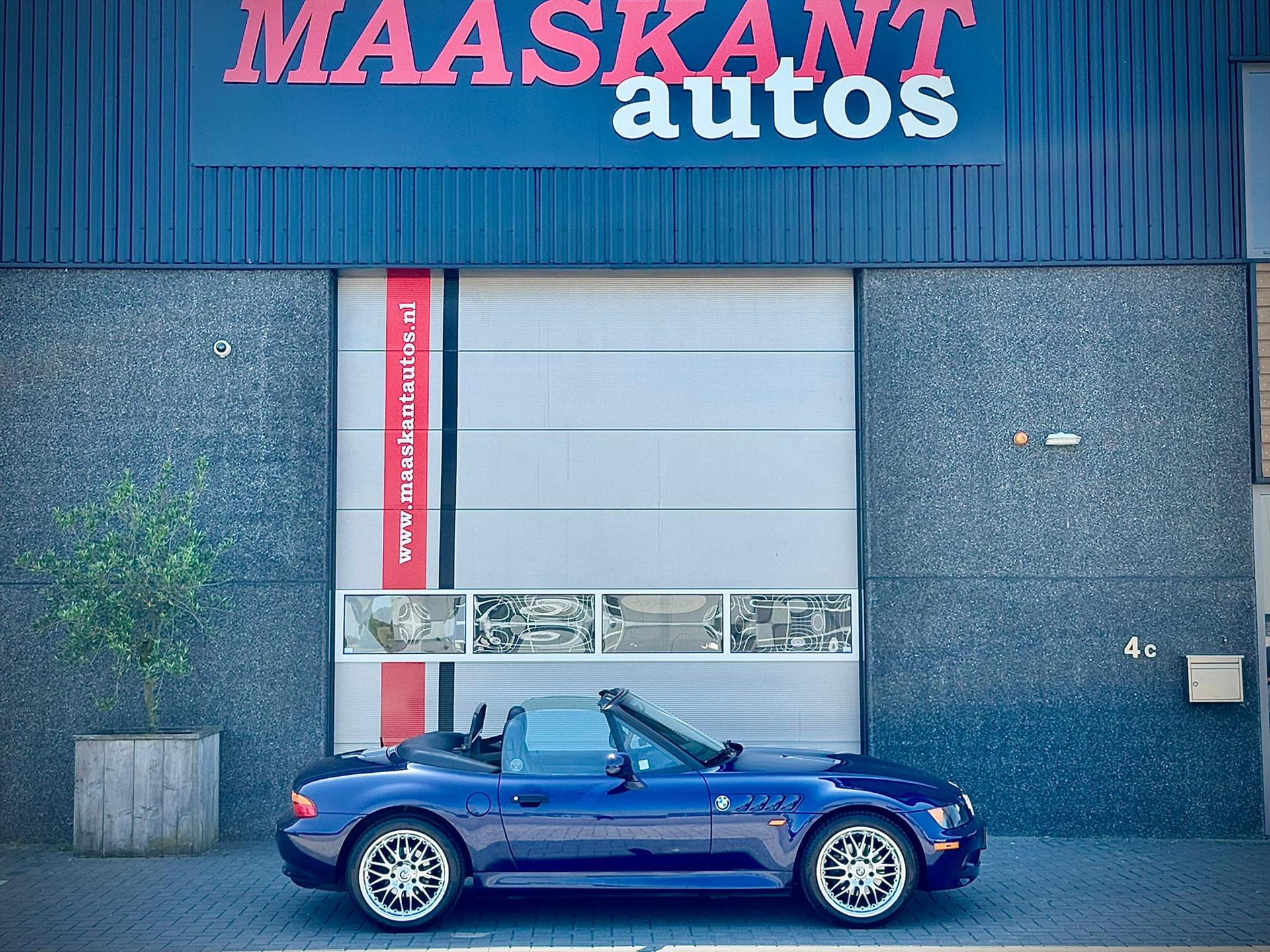 45930240-0.jpg