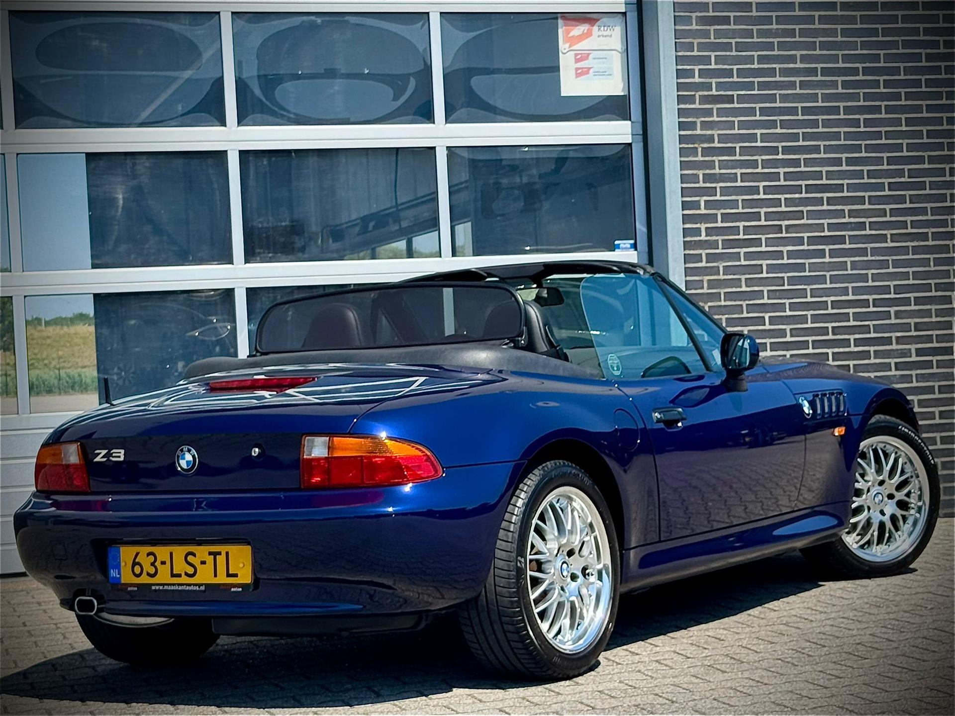 45930240-2.jpg
