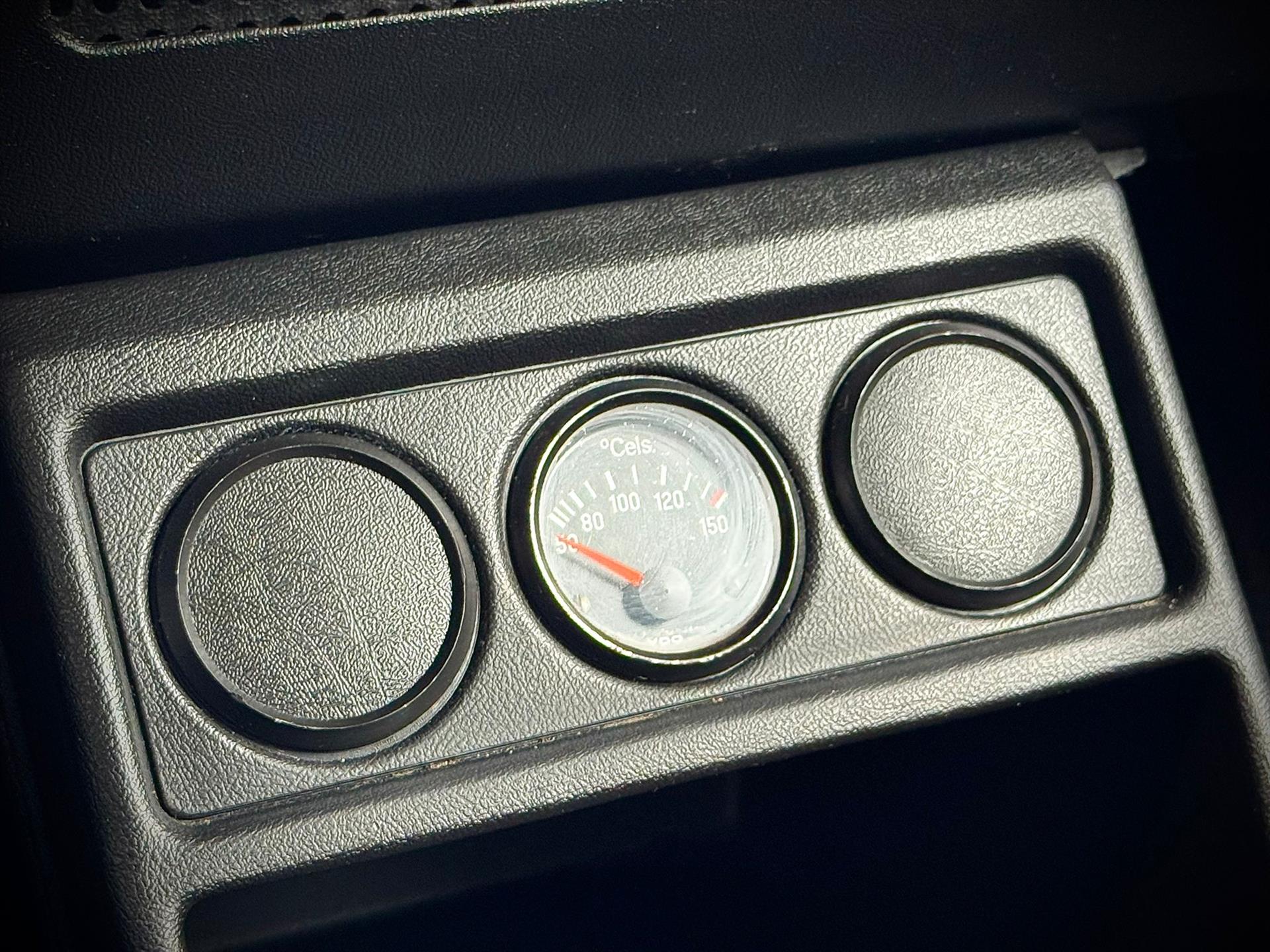 47989034-27.jpg